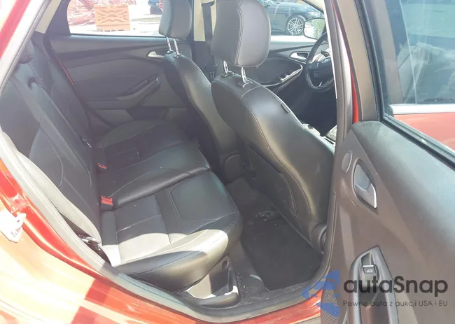 1FADP3J23JL295888: 42524088