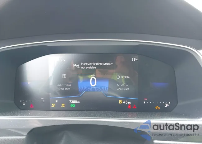 3VV8B7AX3RM111526: 42524100