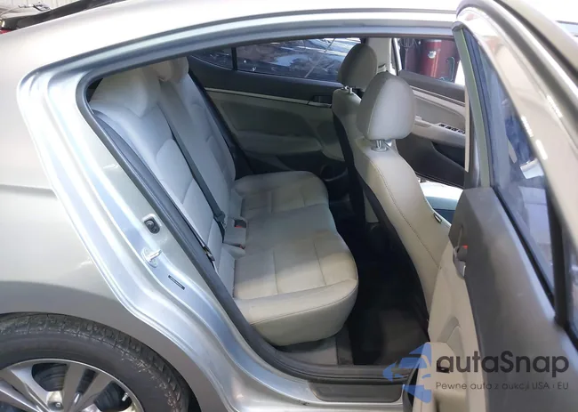 5NPD84LF0HH193153: 42523339