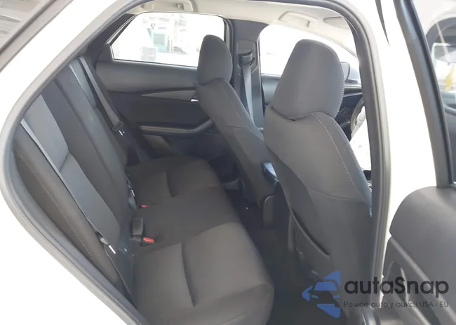 3MVDMAAL8MM211999: 42523364