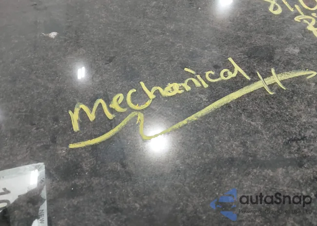 JM1CR29L880303759: 42523432