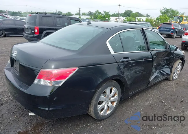 1HGCP26899A075645: 42523563