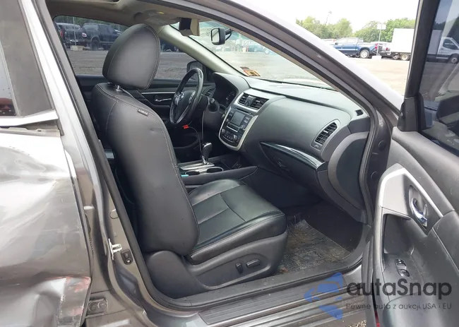 1N4AL3AP8HC235724: 42524713