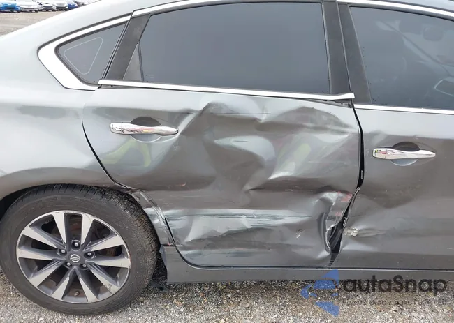 1N4AL3AP8HC235724: 42524713