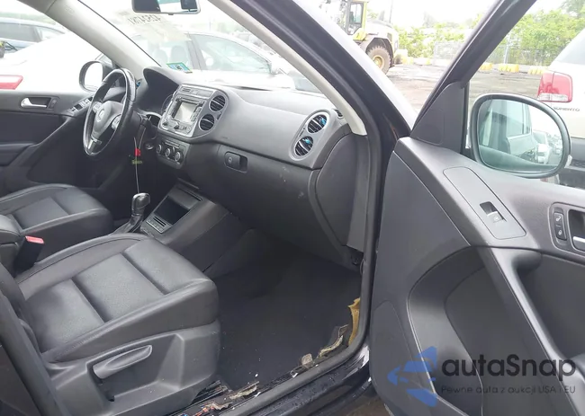 WVGBV7AX3CW559571: 42524781