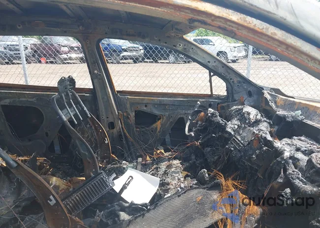 4S4WMAFD8K3409973: 42524902