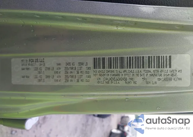 1C4HJXEN5JW302458: 42524332