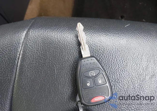 1C4NJPFA3GD683598: 42525699