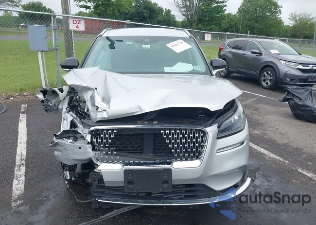 5LMCJ1D93LUL24610: 42525726