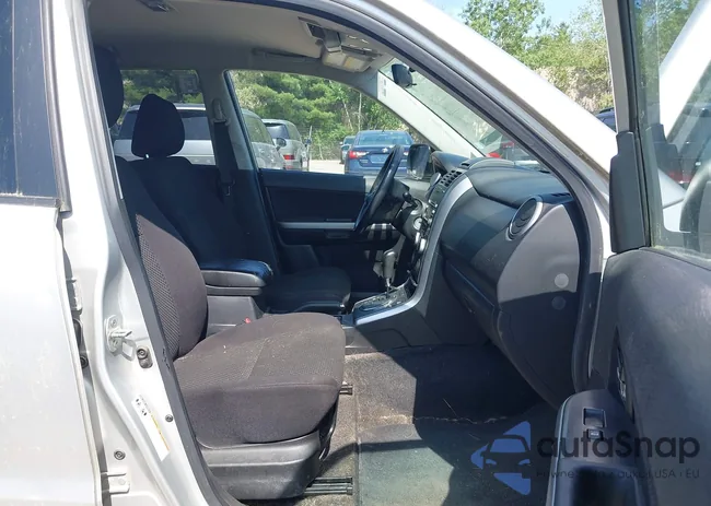 JS3TD0D61C4100526: 42526106