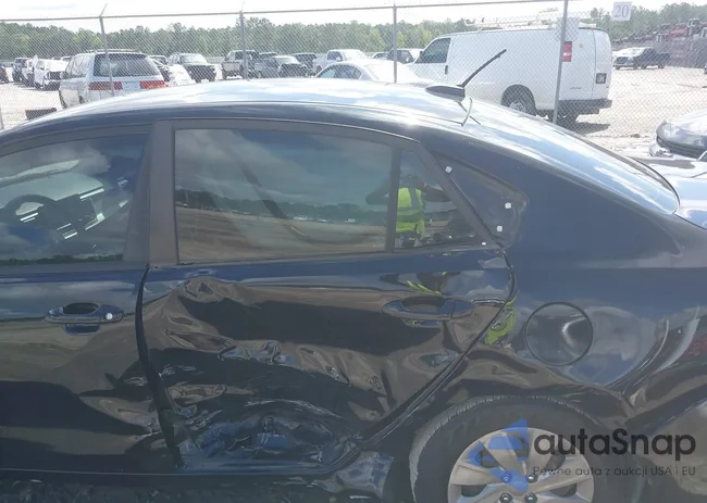 3KPA24AD8LE284688: 42526190