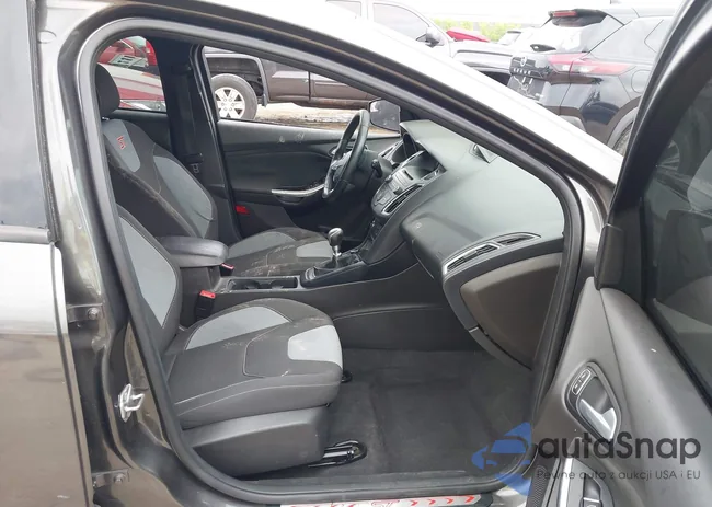 1FADP3L92GL242294: 42525250