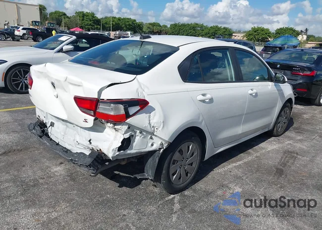 3KPA24AB3KE229174: 42525467