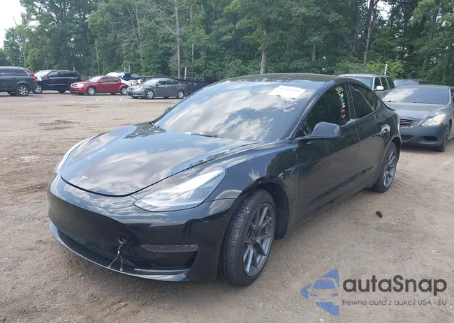 5YJ3E1EB3NF106675: 42525525