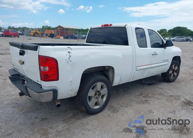 1GCRCSE05BZ436733: 42525590