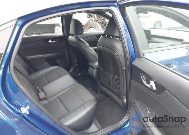 3KPF34AD8ME366182: 42526862