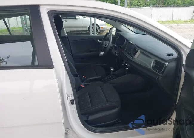 3KPA24ADXLE358824: 42527089