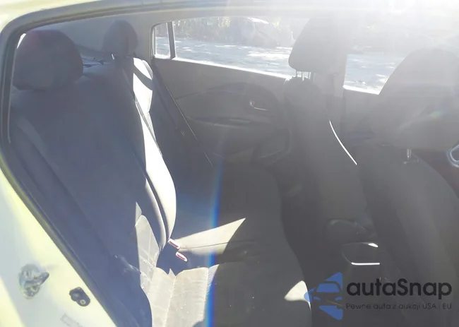 KNADM4A35C6072848: 42527180