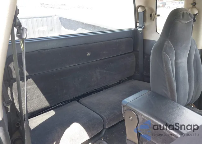 1B7GG42NX2S713859: 42526206