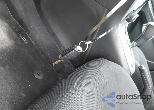 1G1PC5SBXE7176644: 42526319