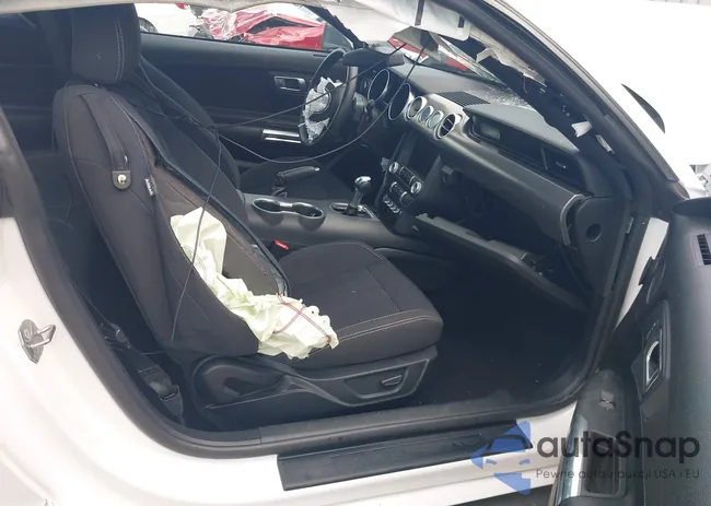 1FA6P8TD1L5187913: 42526355