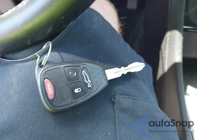 1C3BC1FB4BN592804: 42526533