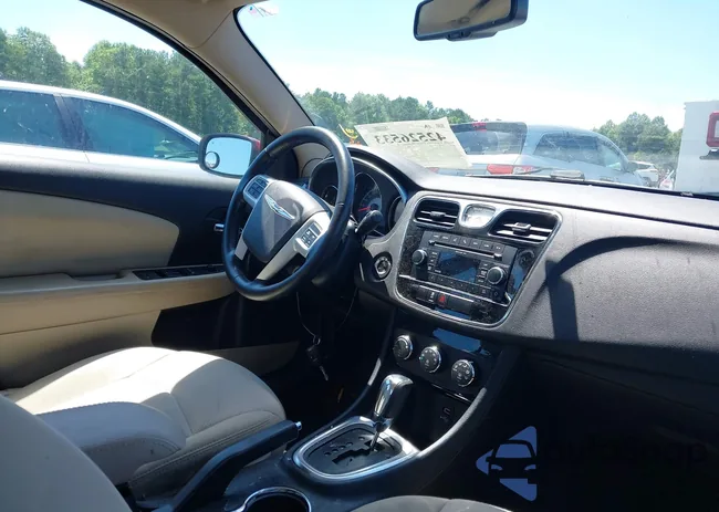 1C3BC1FB4BN592804: 42526533