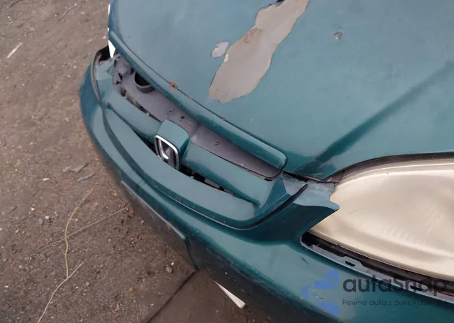 1HGEM22951L040917: 42526539