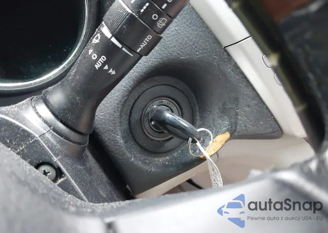 2T2HK31U29C097703: 42527649