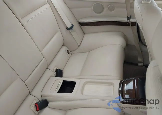 WBAWB7C55AP049009: 42527703