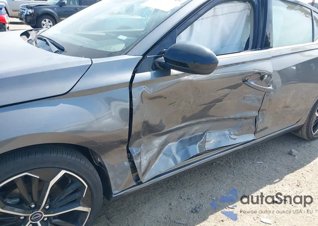 1N4BL4CV9RN388818: 42527749