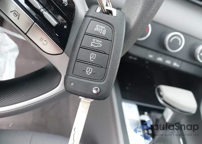 KMHLL4DG3RU745555: 42527811