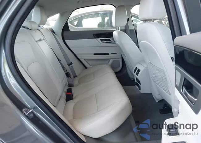 SAJBE4BV0GCY13200: 42527906