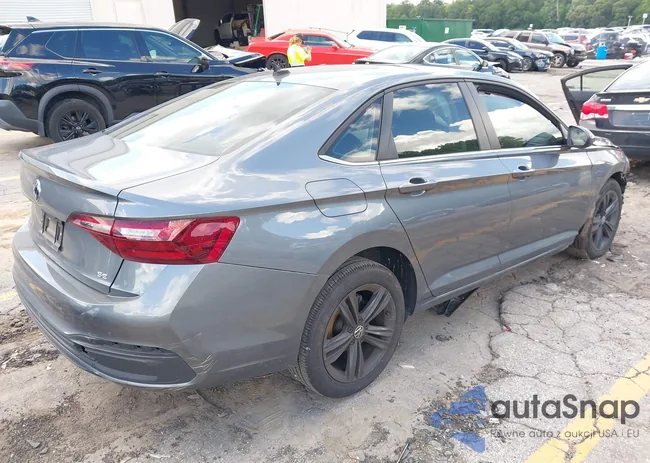 3VW7M7BUXPM031773: 42528022