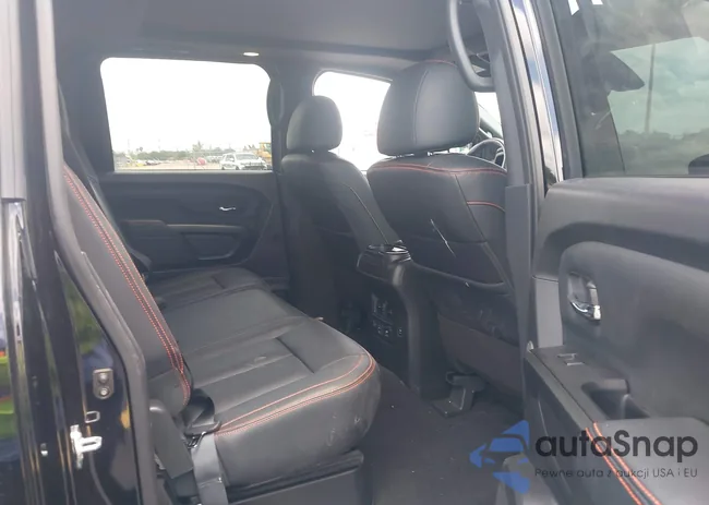 1N6AA1ED5RN105102: 42528167