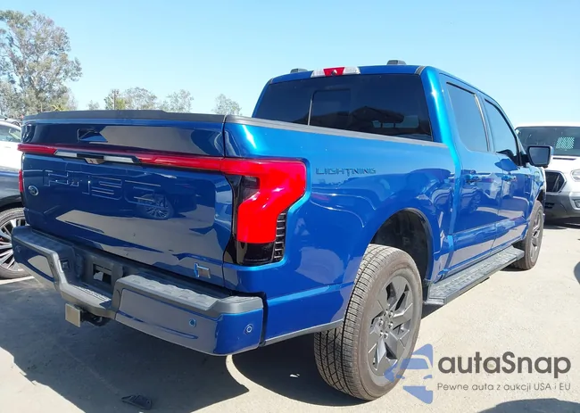 1FT6W1EVXNWG07675: 42527286