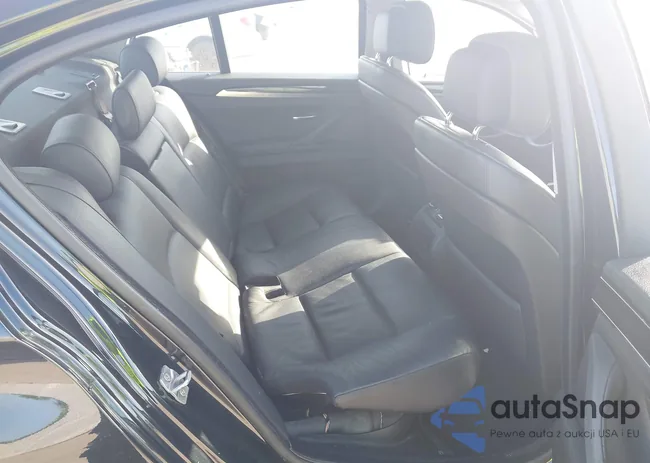 WBAFR7C57DC822666: 42527368