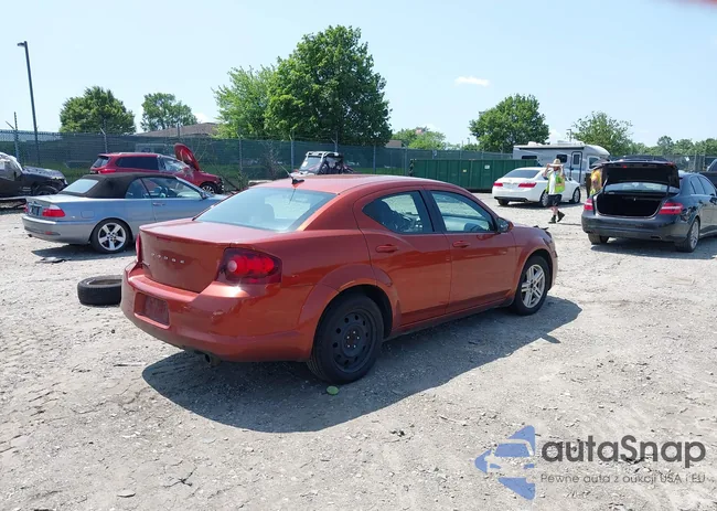 1C3CDZCB8CN154728: 42527378