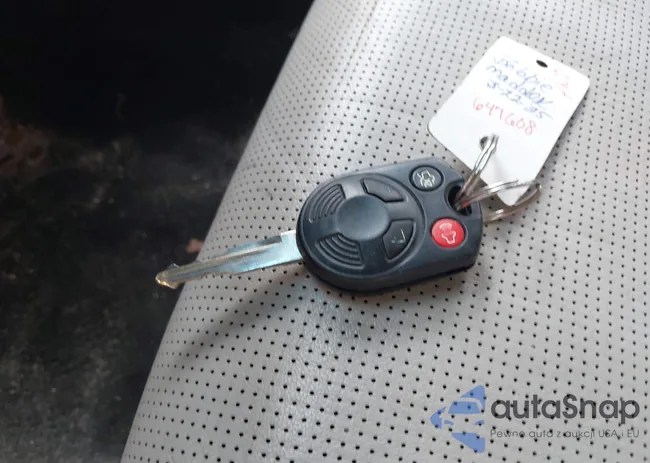 3LNHM26T28R647608: 42527530