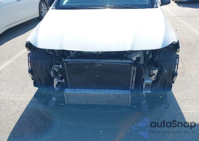 WDDSJ4GB6JN604859: 42527532