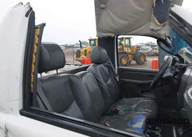 1GCHC24U26E172545: 42527542