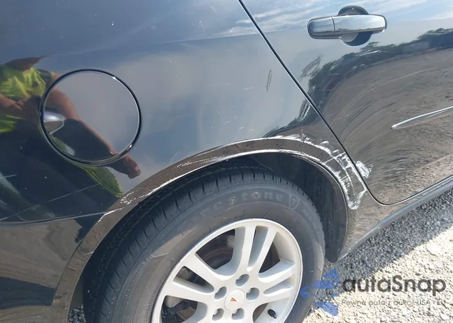 1G2ZG558564244554: 42527560