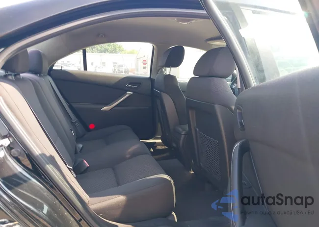 1G2ZG558564244554: 42527560