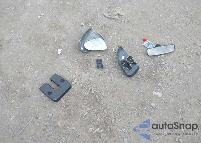 KNDPMCAC5J7310795: 42527576