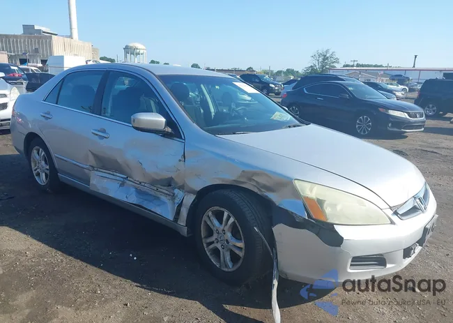 1HGCM56326A040083: 42528598