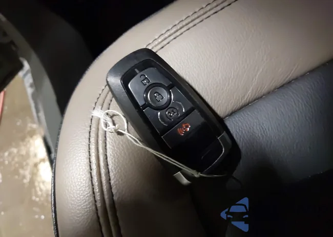 1FMEE2BP2RLA23042: 42528743