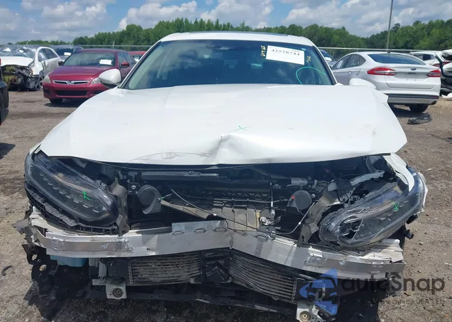 1HGCV2F96KA015987: 42528744