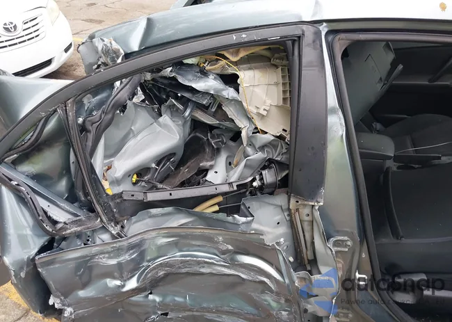 JM1BL1TF6D1743168: 42528920