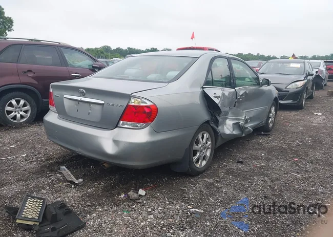 4T1BE30K55U566826: 42528955