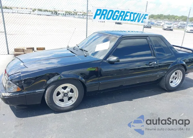 1FABP40E1JF125245: 42529130